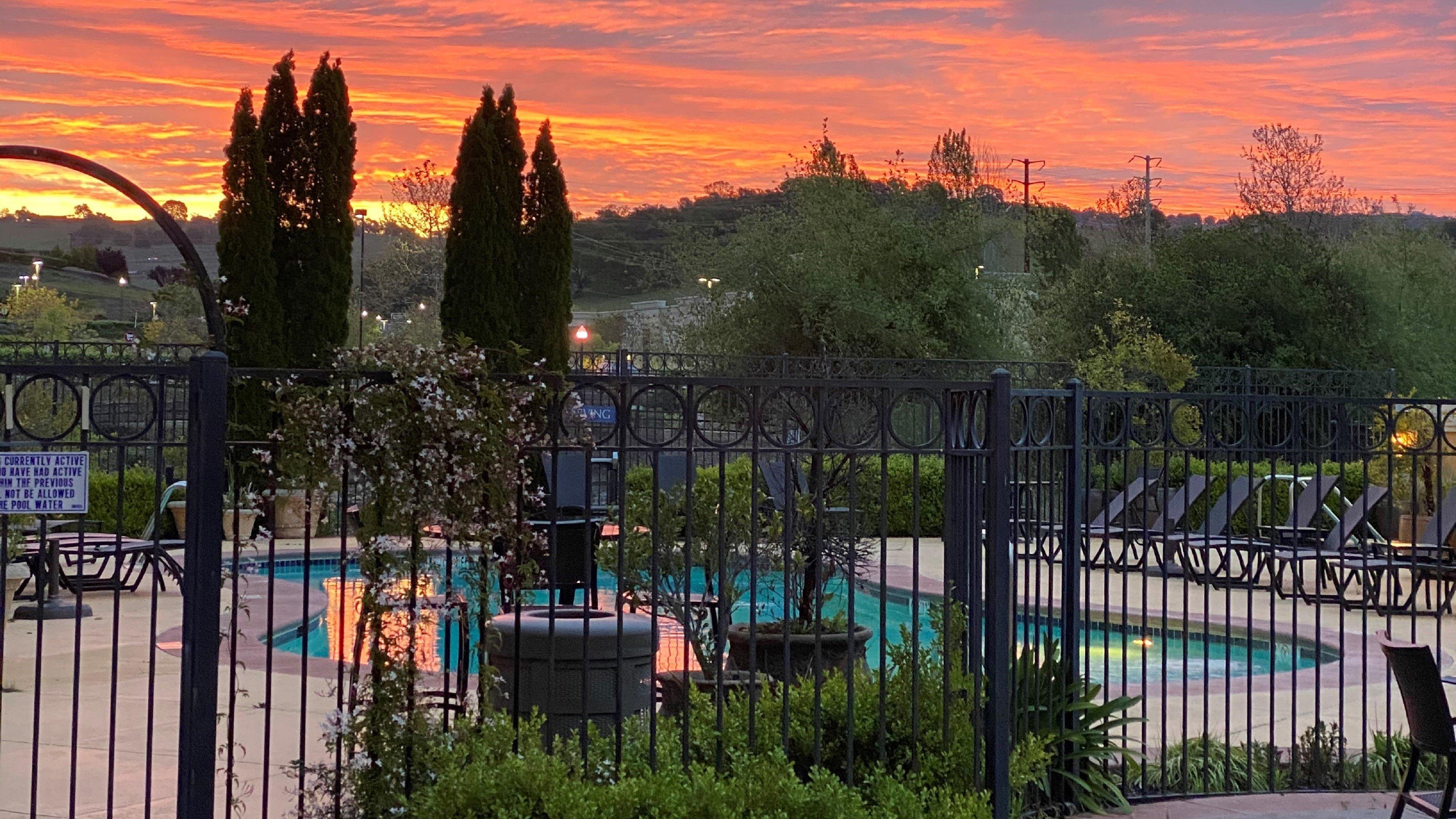 Holiday Inn Express Hotel & Suites El Dorado Hills By Ihg Buitenkant foto